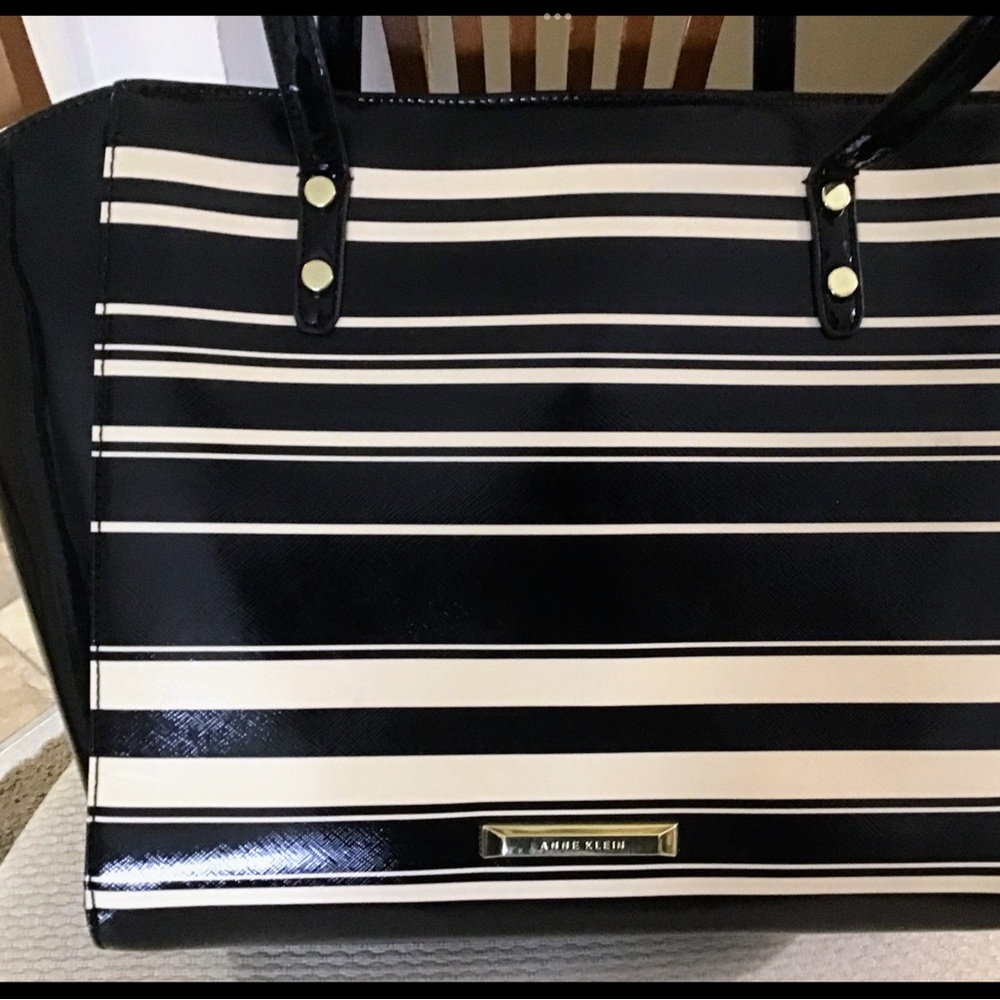 Anne Klein Tote
